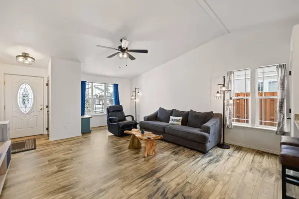 16491 Betty DR, La Pine, OR 97739