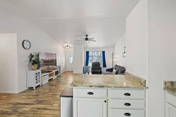 16491 Betty DR, La Pine, OR 97739