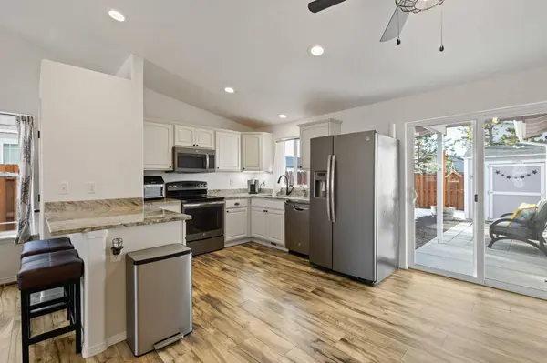 16491 Betty DR, La Pine, OR 97739