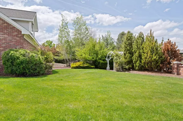 21421 Belknap DR, Bend, OR 97701