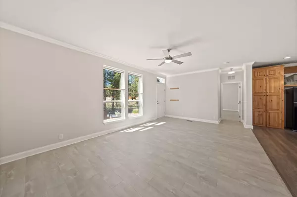 16790 Sun Country DR, Bend, OR 97707