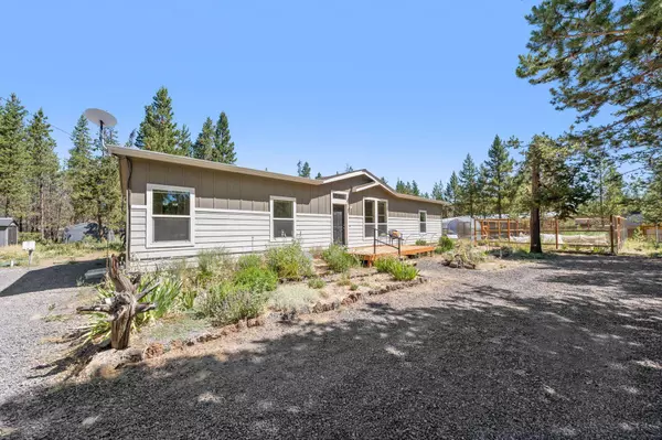 16790 Sun Country DR, Bend, OR 97707