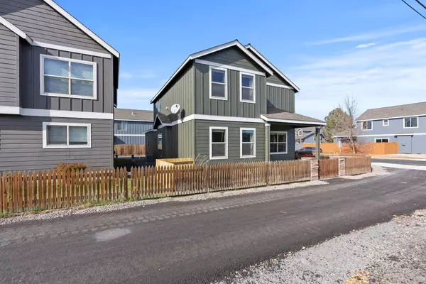 61839 27th ST, Bend, OR 97702