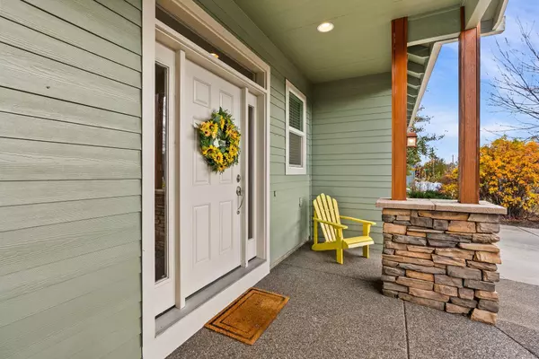 1981 Larch AVE, Redmond, OR 97756