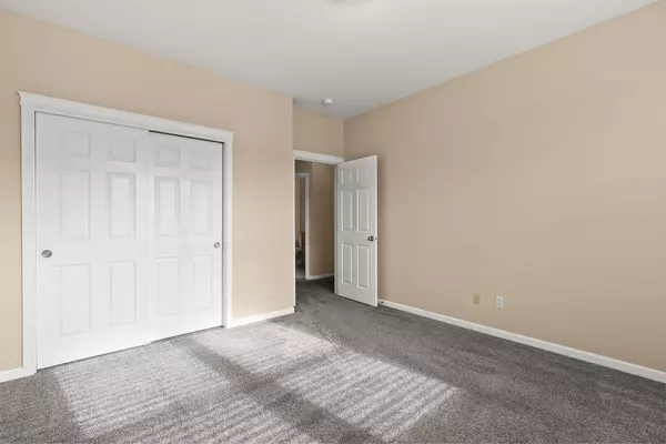 1981 Larch AVE, Redmond, OR 97756