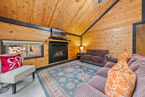 57377 Overlook RD, Sunriver, OR 97707