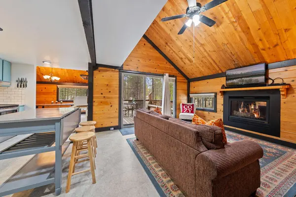 57377 Overlook RD, Sunriver, OR 97707