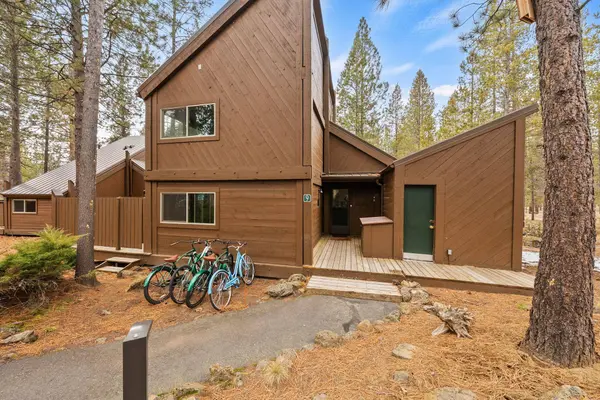 57377 Overlook RD, Sunriver, OR 97707