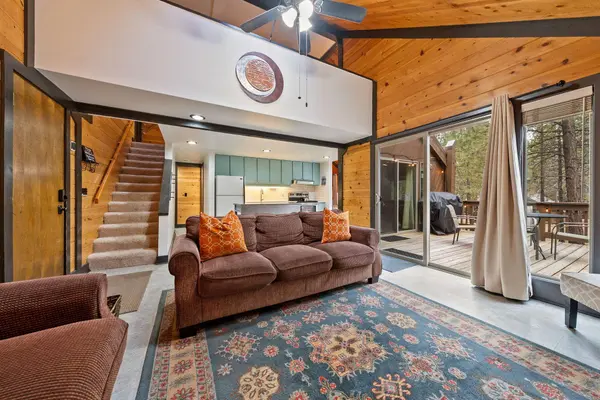 57377 Overlook RD, Sunriver, OR 97707