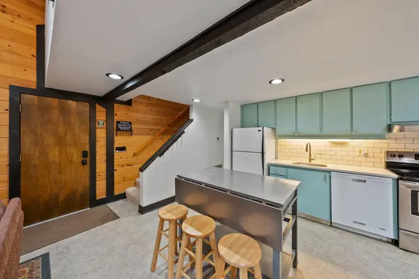 57377 Overlook RD, Sunriver, OR 97707