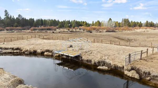 52975 Riverview DR, La Pine, OR 97739