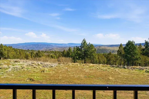 19554 Osprey RD, Prineville, OR 97754