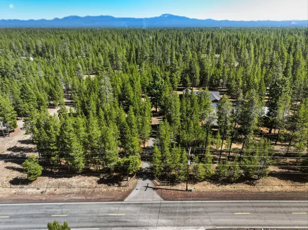 52220 Dorrance Meadow RD, La Pine, OR 97739