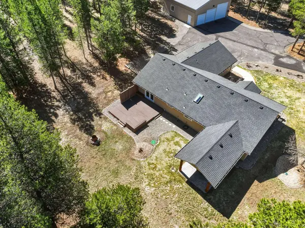 52220 Dorrance Meadow RD, La Pine, OR 97739