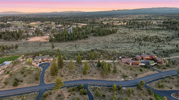 18835 Ridgeline DR, Bend, OR 97703