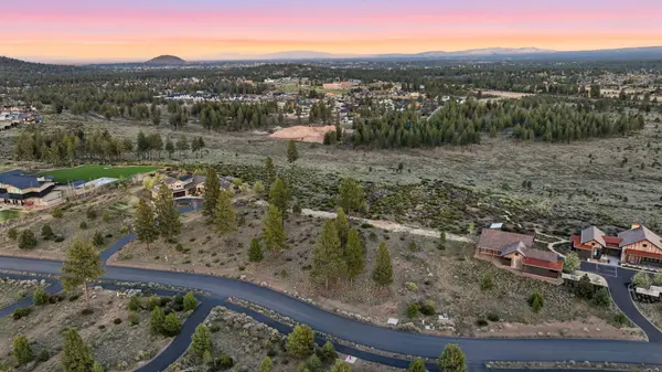 18835 Ridgeline DR, Bend, OR 97703