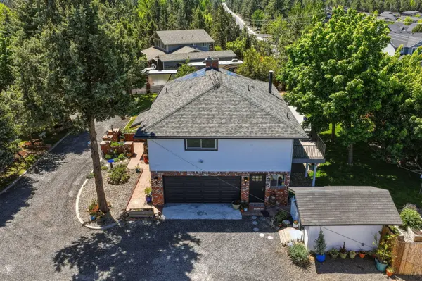 61573 Lake DR, Bend, OR 97702
