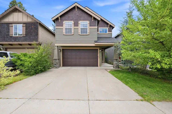 61302 Huckleberry PL, Bend, OR 97702
