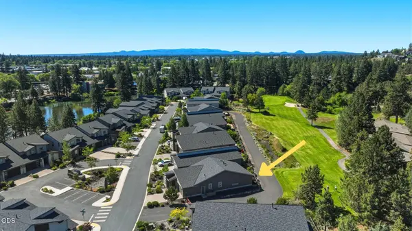 2627 Rippling River CT, Bend, OR 97703