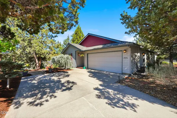 2058 Hollow Tree LN