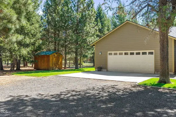 147853 Mabel DR, La Pine, OR 97739