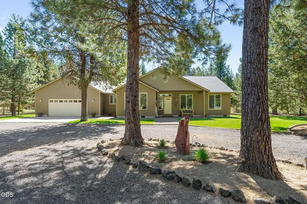 147853 Mabel DR, La Pine, OR 97739