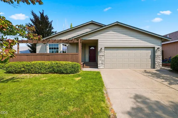 3314 Palmer DR, Bend, OR 97701