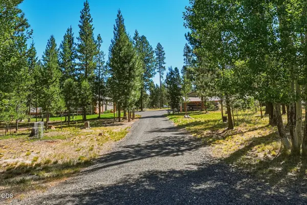 51646 Pine Loop DR, La Pine, OR 97739
