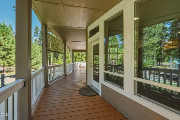 51646 Pine Loop DR, La Pine, OR 97739