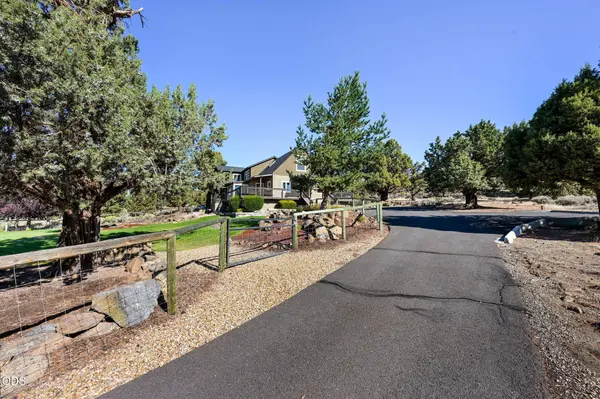 21042 Robin AVE, Bend, OR 97703
