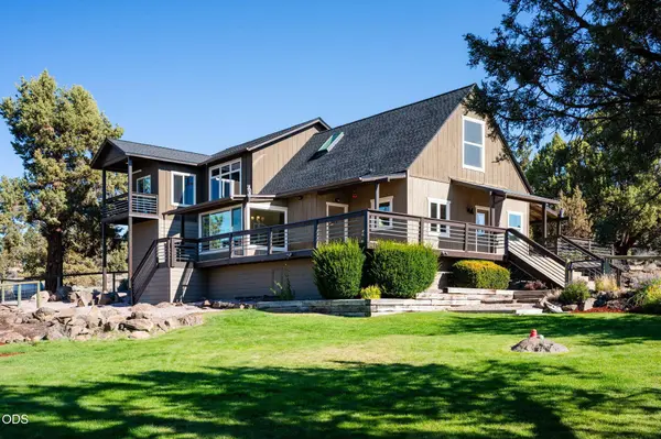 21042 Robin AVE, Bend, OR 97703