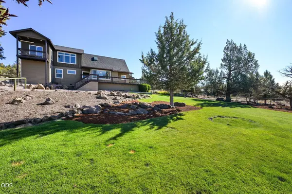 21042 Robin AVE, Bend, OR 97703