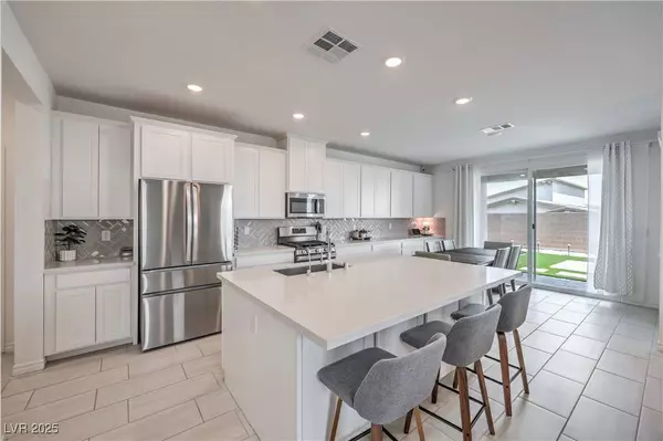 9595 Camelback Creek DR, Las Vegas, NV 89178