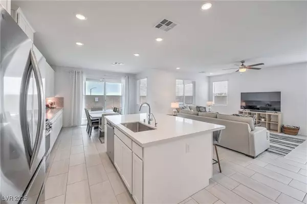 9595 Camelback Creek DR, Las Vegas, NV 89178