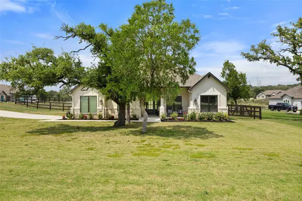 803 Spicewood Trails DR, Spicewood, TX 78669