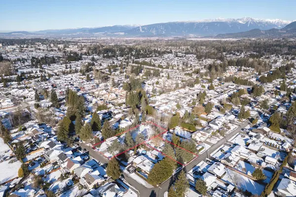 23311 118 AVE, Maple Ridge, BC V2X 2N3