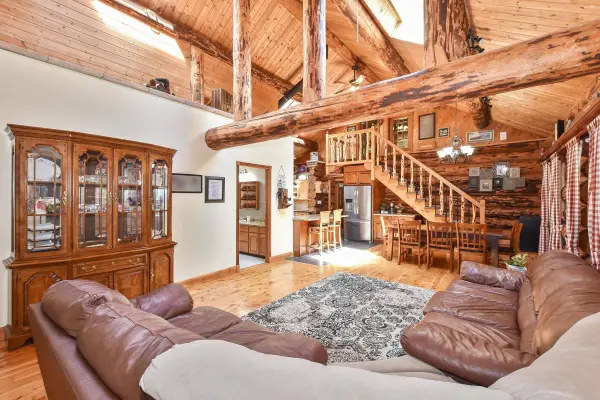 9921 Watt ST, Mission, BC V2V 0B6