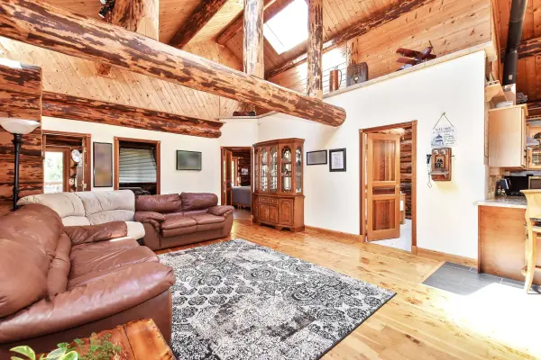 9921 Watt ST, Mission, BC V2V 0B6