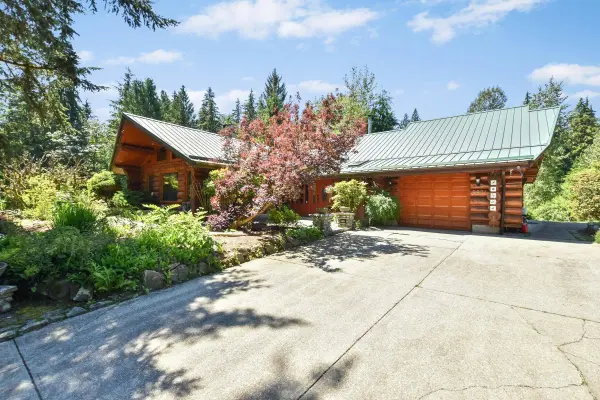 9921 Watt ST, Mission, BC V2V 0B6