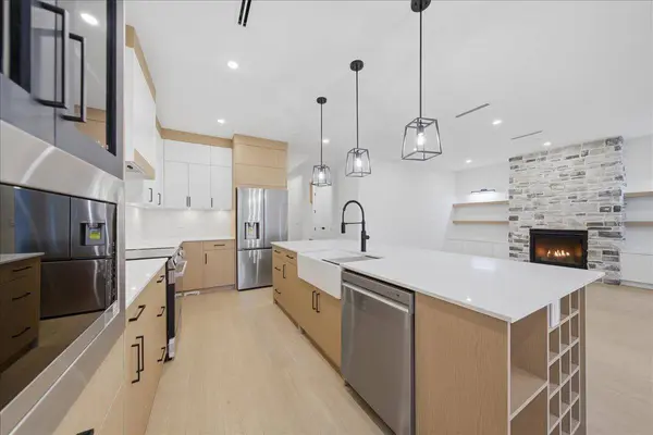 12050 York ST #1, Maple Ridge, BC V2X 5R9