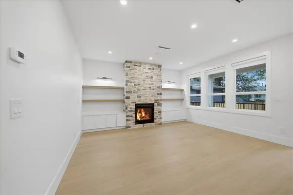 12050 York ST #1, Maple Ridge, BC V2X 5R9