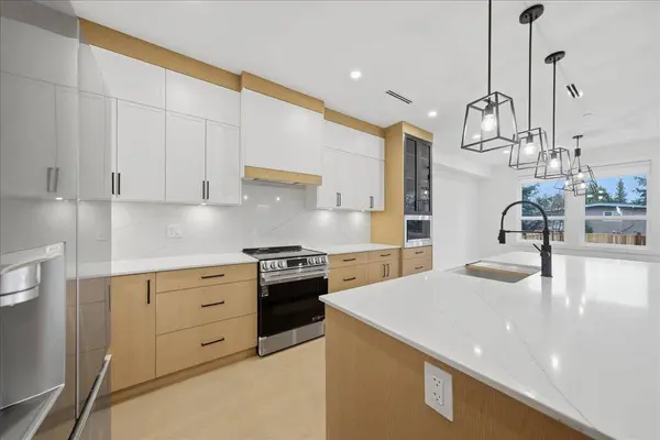 10250 York ST #2, Maple Ridge, BC V2X 5R9