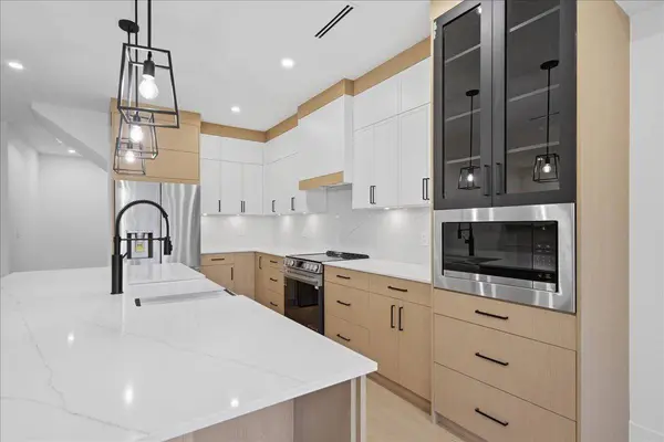 10250 York ST #2, Maple Ridge, BC V2X 5R9