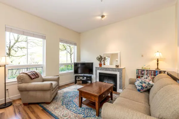 12283 224 ST #107, Maple Ridge, BC V2X 8Z3