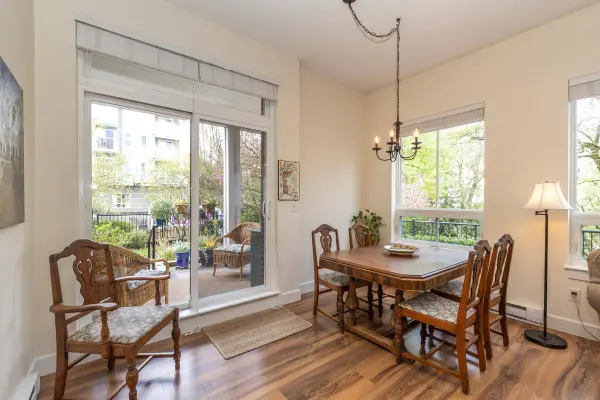 12283 224 ST #107, Maple Ridge, BC V2X 8Z3