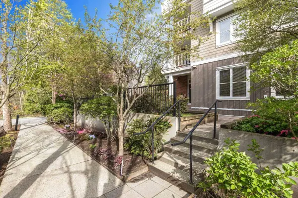 12283 224 ST #107, Maple Ridge, BC V2X 8Z3