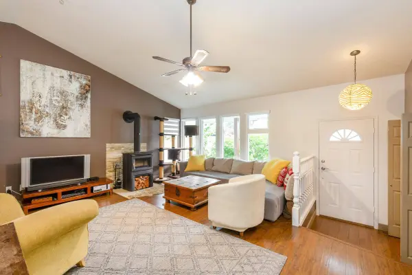 12193 Makinson ST, Maple Ridge, BC V2X 9P1