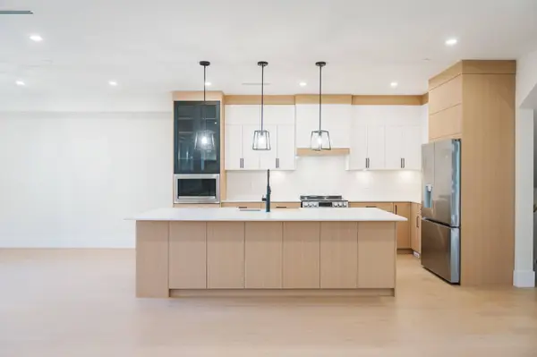 12050 York ST #1, Maple Ridge, BC V2X 5R9