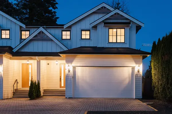 12050 York ST #2, Maple Ridge, BC V2X 5R9