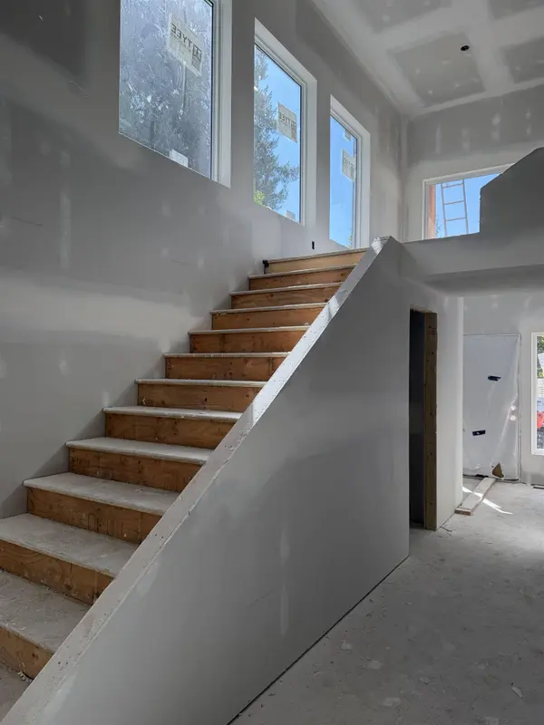 3335 Willerton CT, Coquitlam, BC V3B 2X8